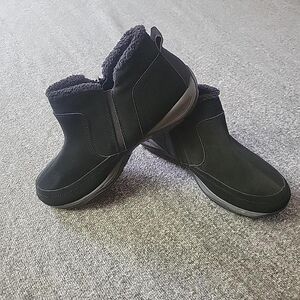 Easy Spirit Epic VERRY Women 12 Ankle boot Black Suede faux fur  Lagenlook NWOT